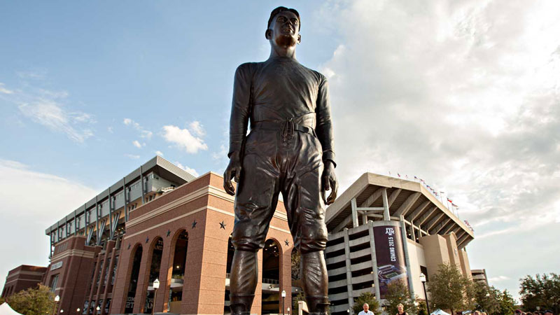 new 12th man statue